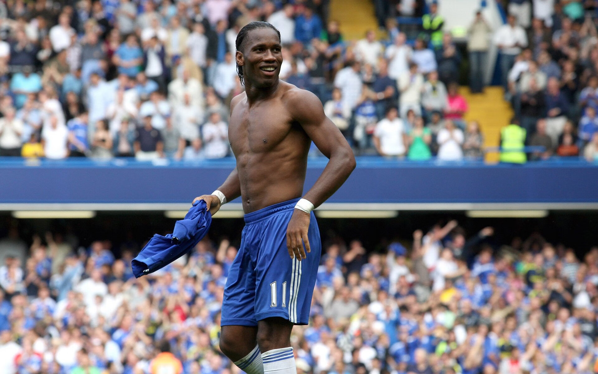 开云体育俱乐部官网-全民足球运动推广活动持续火热，惠及千家万户，全民足球手游